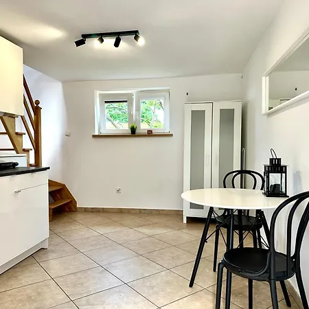 Apartment Studio Przy Hipodromie Ii *